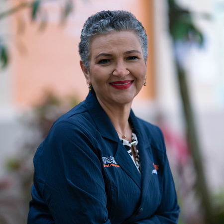 Dr. Hélène Nau, DNP, AAPRN, FNP-C.